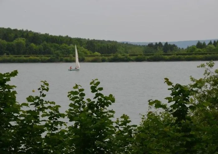 Am Badesee Svenson Am Ellertshaeuser Stadtlauringen